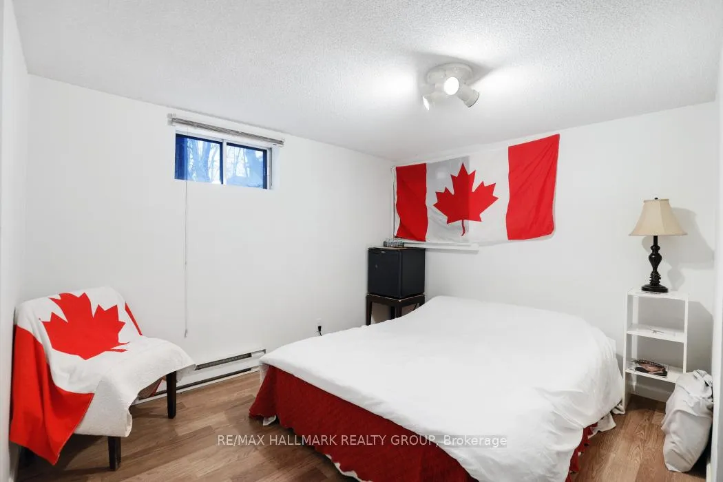 Photo 22 of 324 Blake Boulevard, Ottawa, Vanier — HOMEH