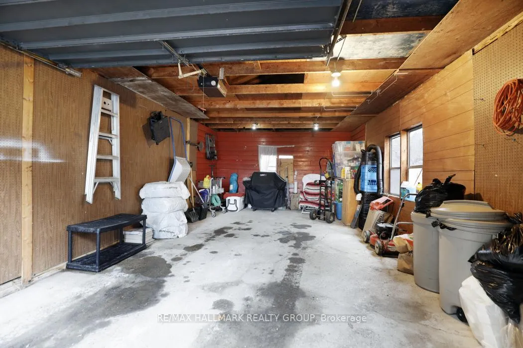 Photo 25 of 324 Blake Boulevard, Ottawa, Vanier — HOMEH