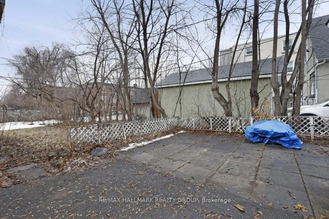 Photo 28 of 324 Blake Boulevard, Ottawa, Vanier — HOMEH