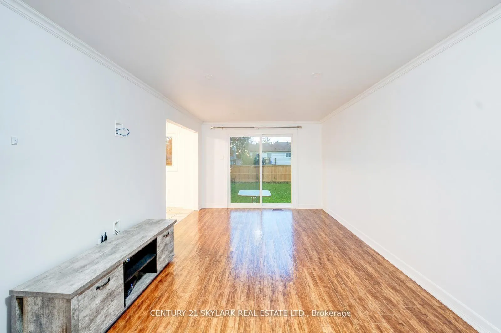 Photo 5 of 66 Corbett Drive, Barrie, Grove East — HOMEH