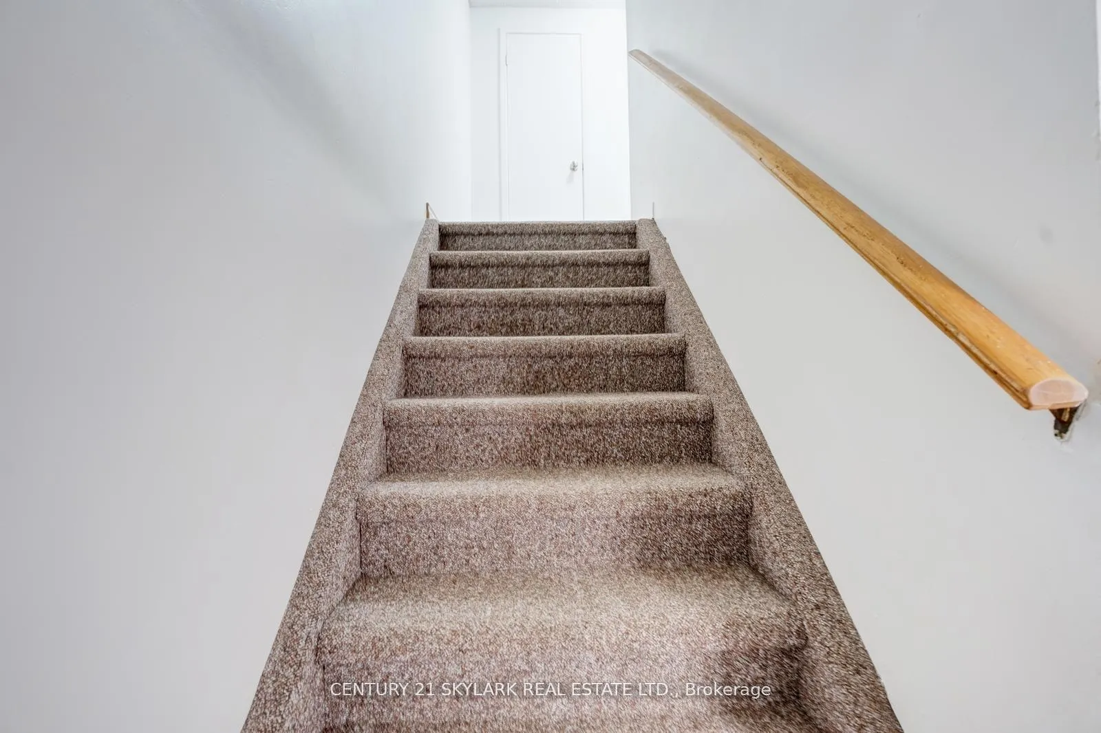 Photo 24 of 66 Corbett Drive, Barrie, Grove East — HOMEH