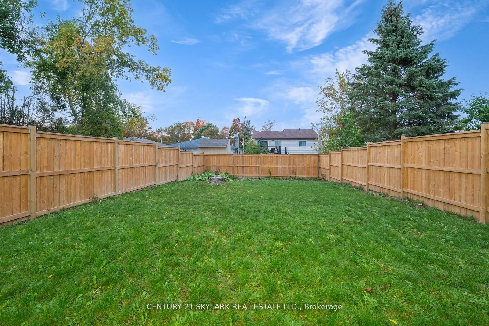 Photo 40 of 66 Corbett Drive, Barrie, Grove East — HOMEH