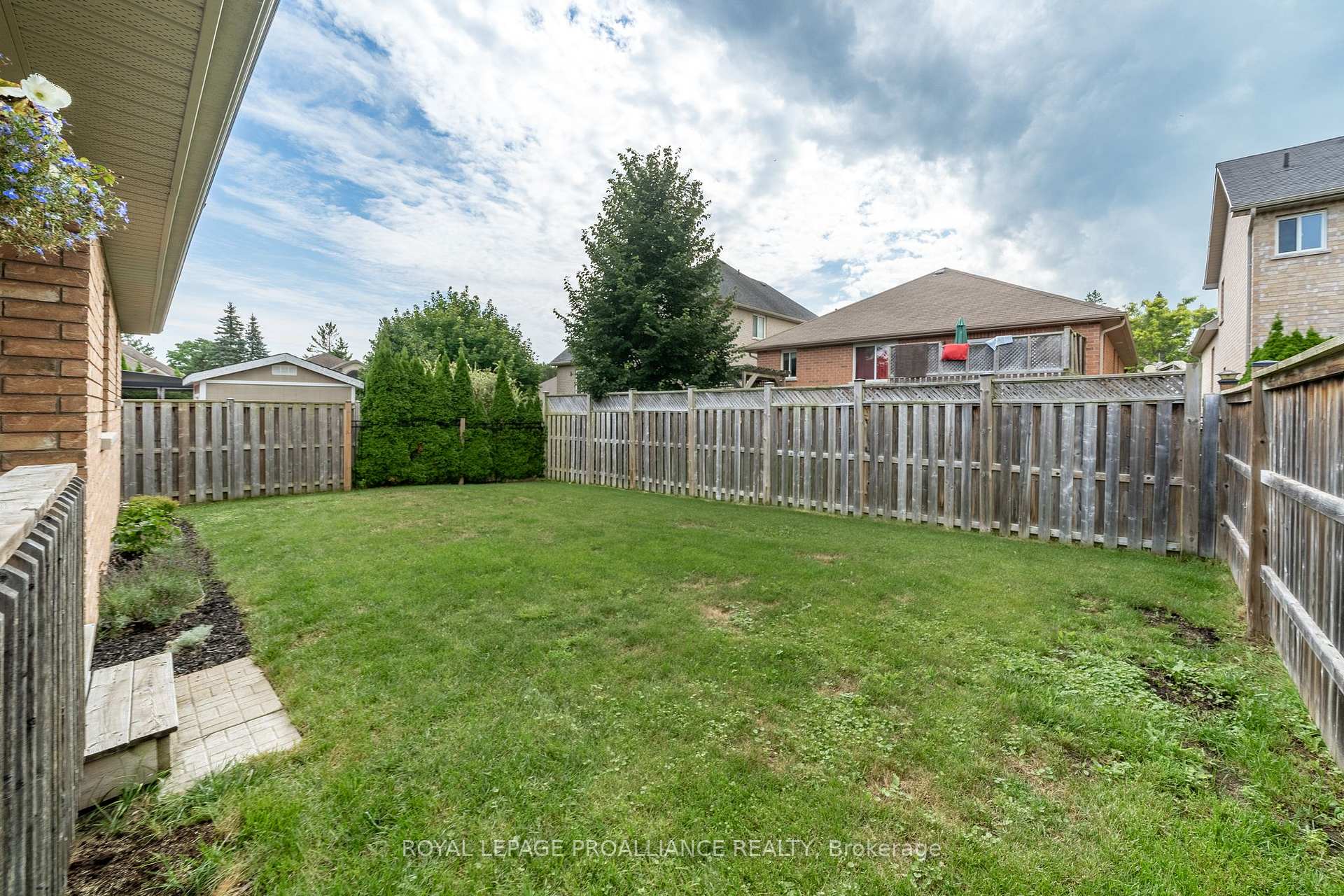 Photo 25 of 3 Barnett Street, Belleville, Thurlow Ward — HOMEH