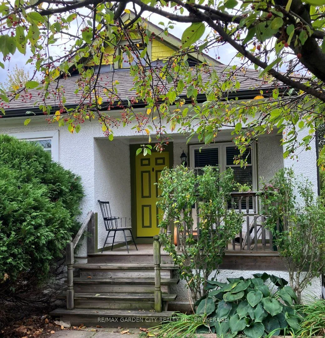 Photo 1 of 16 Ida Street, St. Catharines, E. Chester — HOMEH
