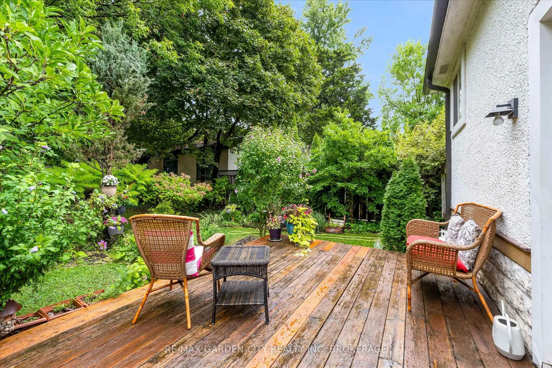 Photo 14 of 16 Ida Street, St. Catharines, E. Chester — HOMEH