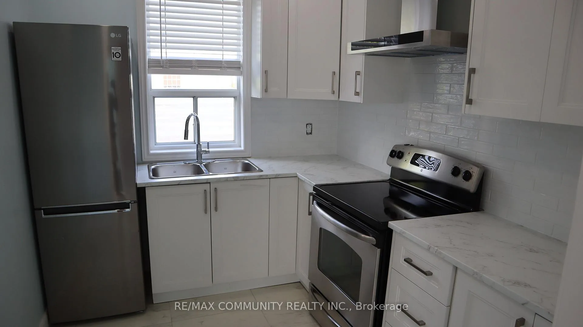 Photo 1 of Unit Apt B, 88 Bond Street, Oshawa, O'Neill — HOMEH