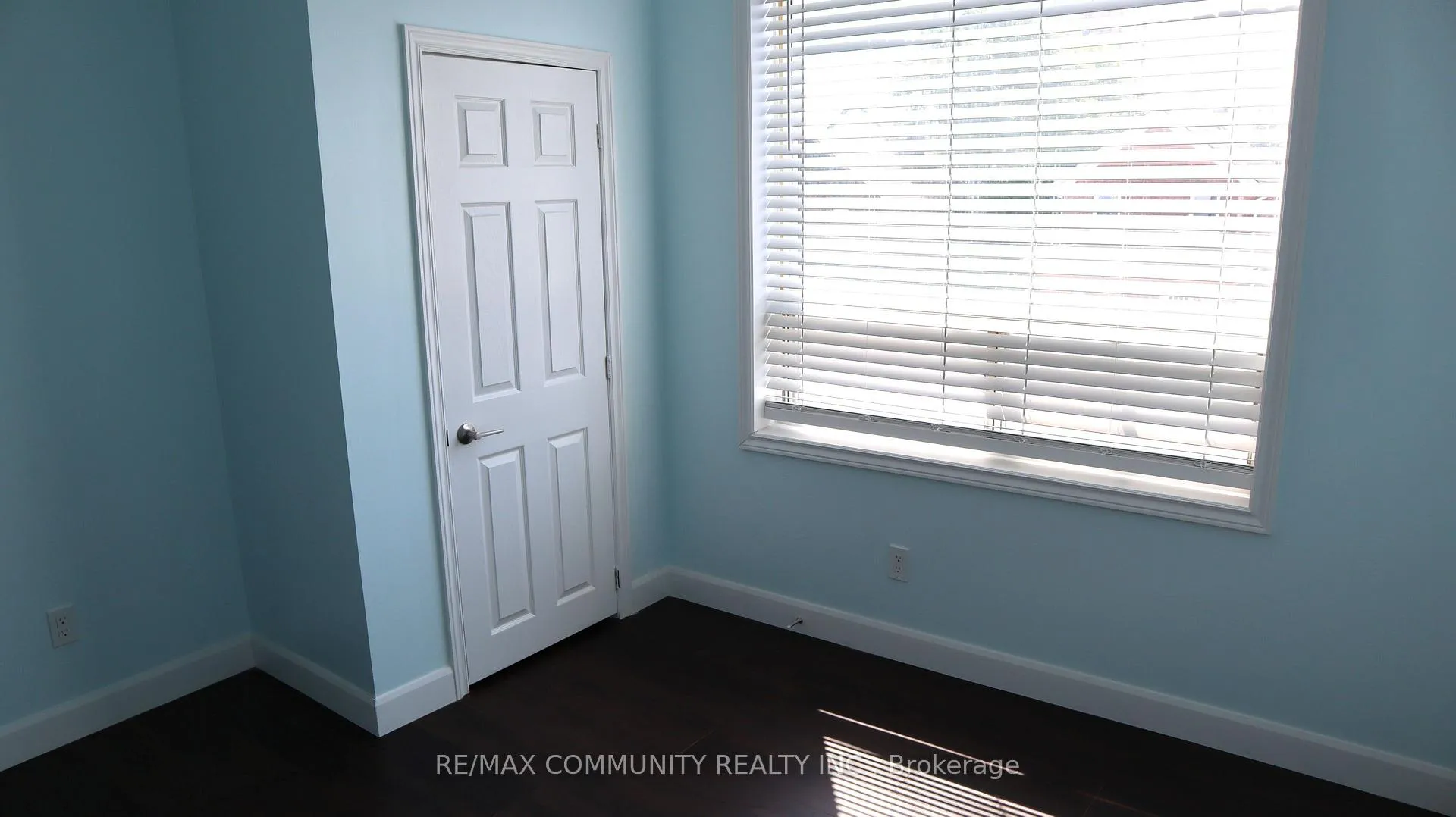 Photo 6 of Unit Apt B, 88 Bond Street, Oshawa, O'Neill — HOMEH