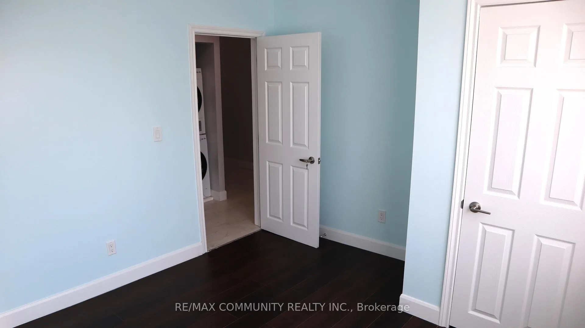 Photo 7 of Unit Apt B, 88 Bond Street, Oshawa, O'Neill — HOMEH