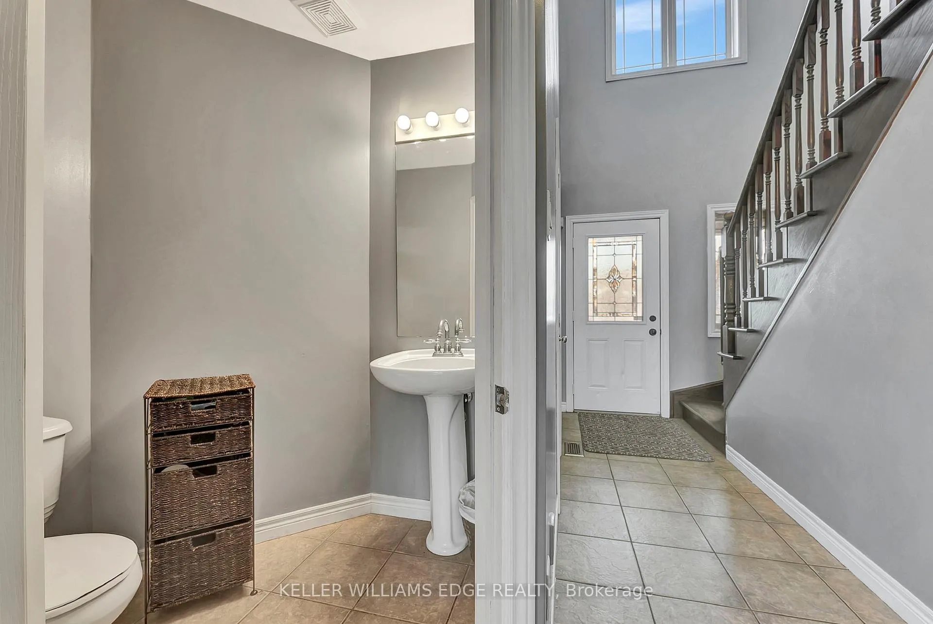 Photo 14 of 20 Donald Bell Drive, Hamilton, Binbrook — HOMEH