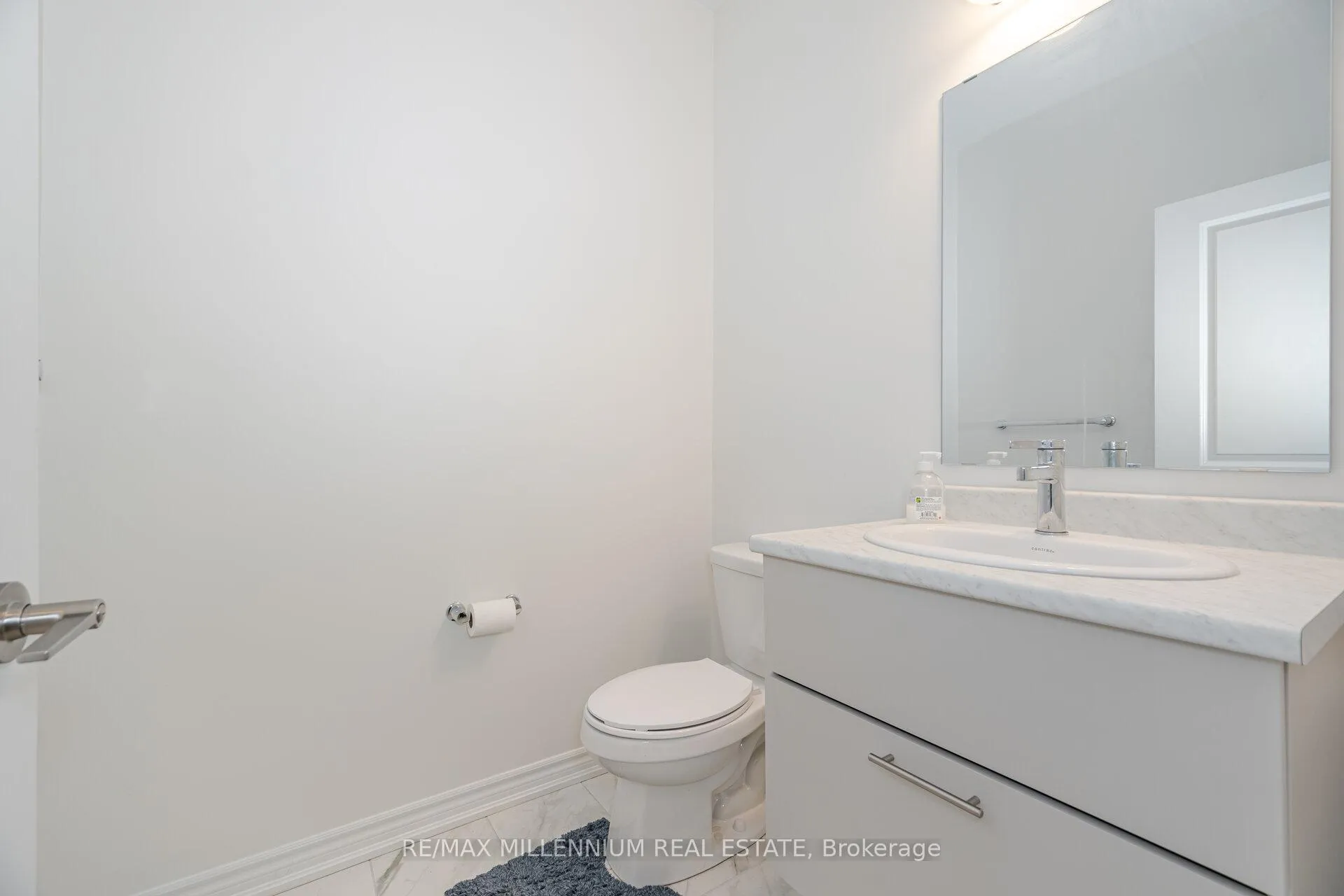 Photo 18 of 71 Gemini Drive, Barrie, Rural Barrie Southeast — HOMEH