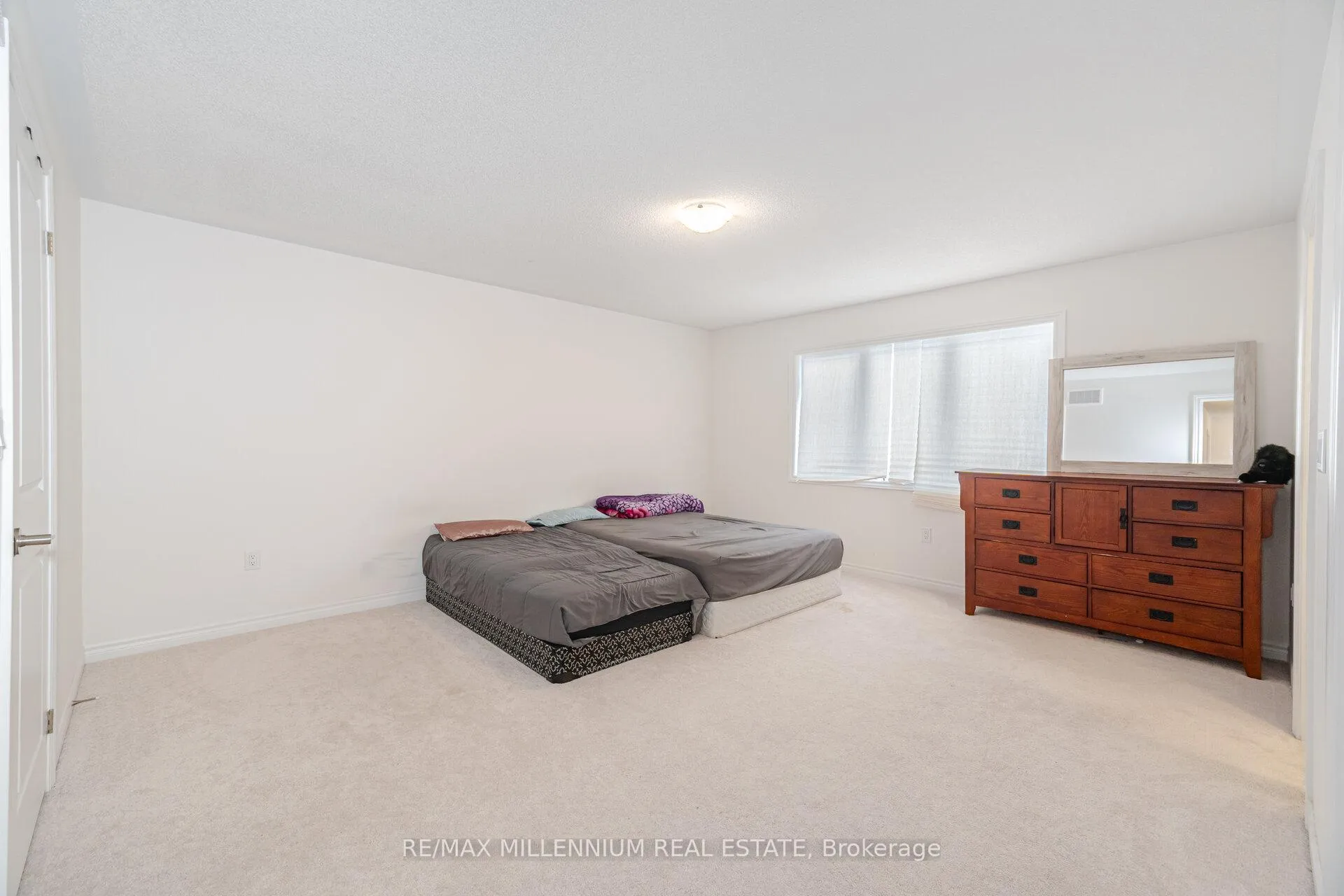 Photo 22 of 71 Gemini Drive, Barrie, Rural Barrie Southeast — HOMEH