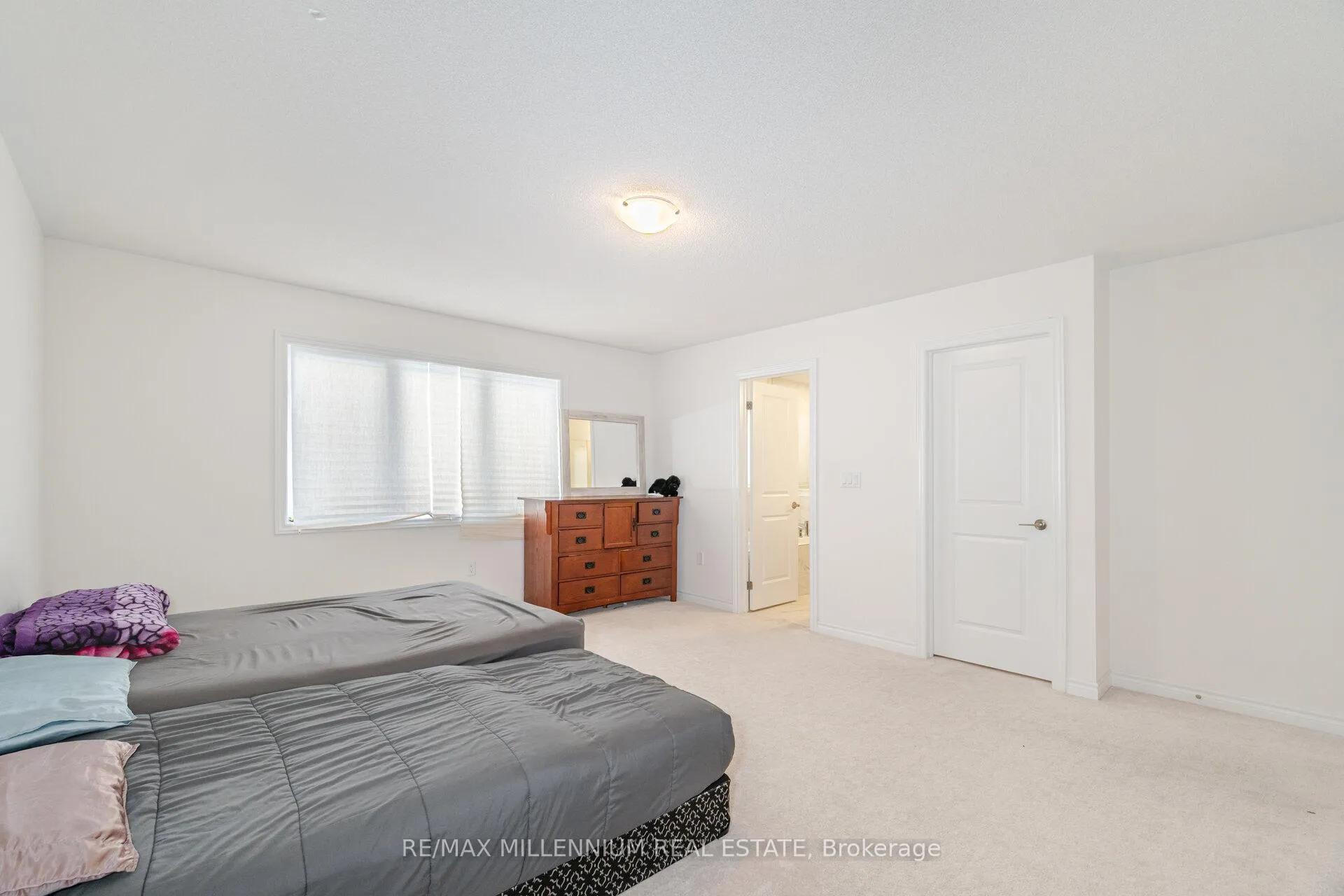 Photo 23 of 71 Gemini Drive, Barrie, Rural Barrie Southeast — HOMEH