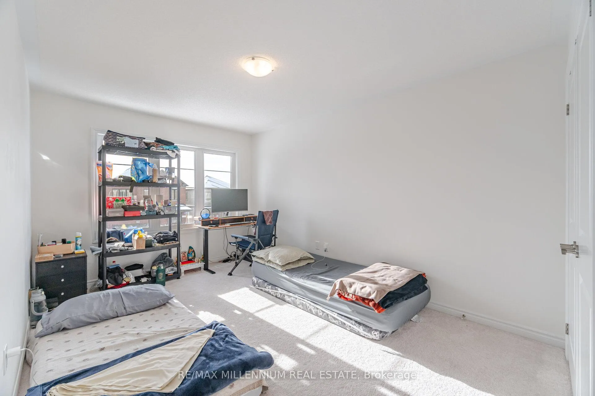 Photo 29 of 71 Gemini Drive, Barrie, Rural Barrie Southeast — HOMEH