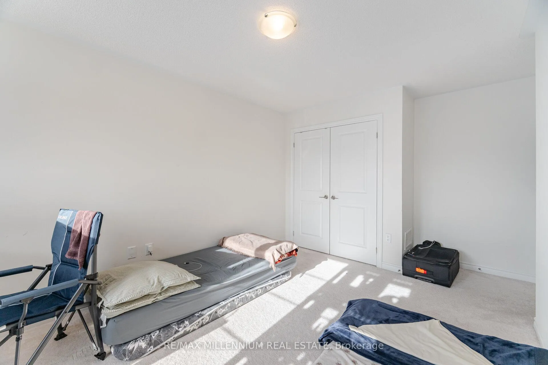 Photo 30 of 71 Gemini Drive, Barrie, Rural Barrie Southeast — HOMEH