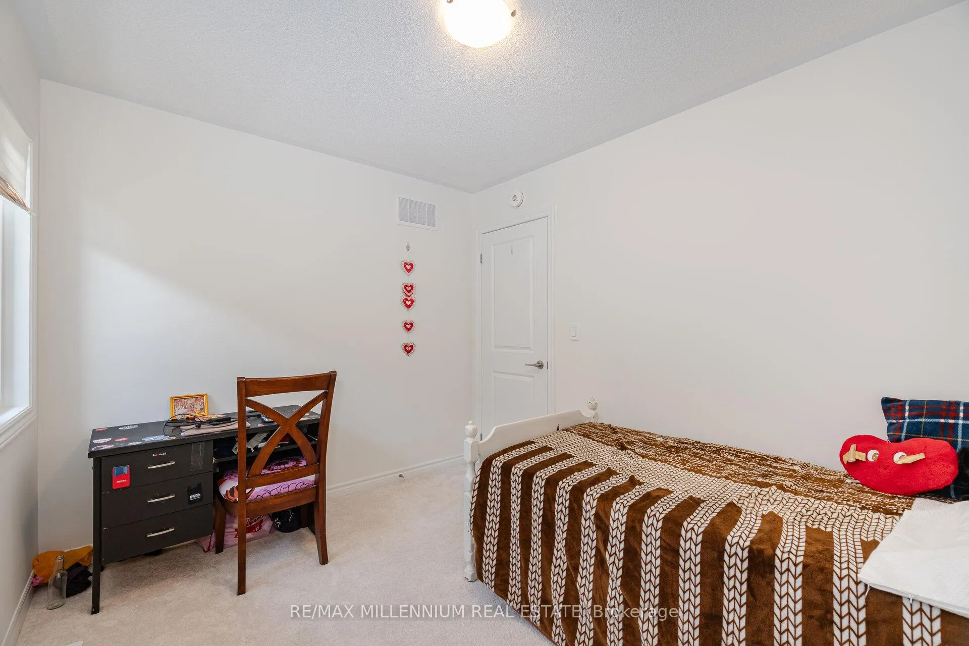 Photo 34 of 71 Gemini Drive, Barrie, Rural Barrie Southeast — HOMEH