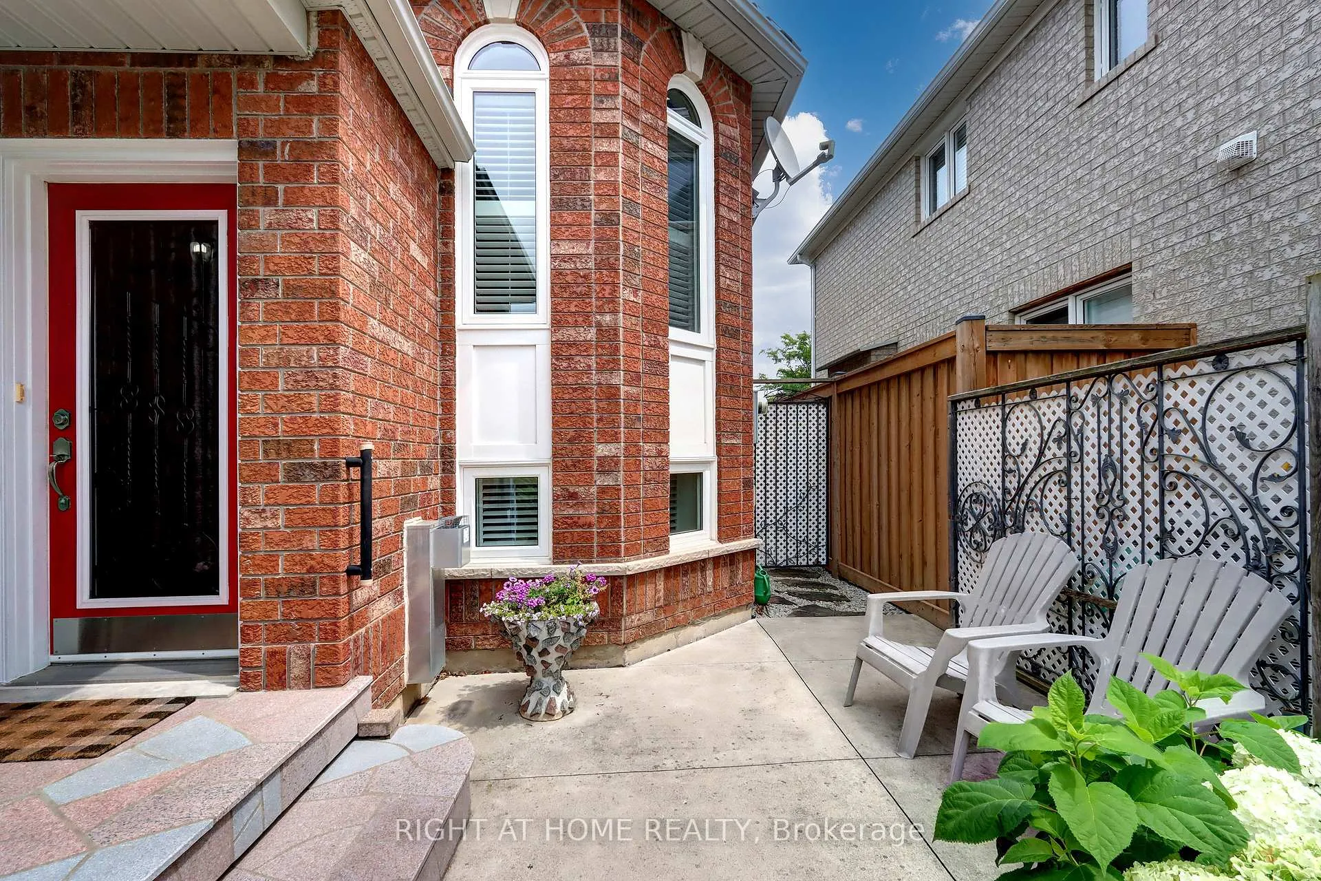 Photo 6 of 24 Huffmann Drive, Halton Hills, Georgetown — HOMEH