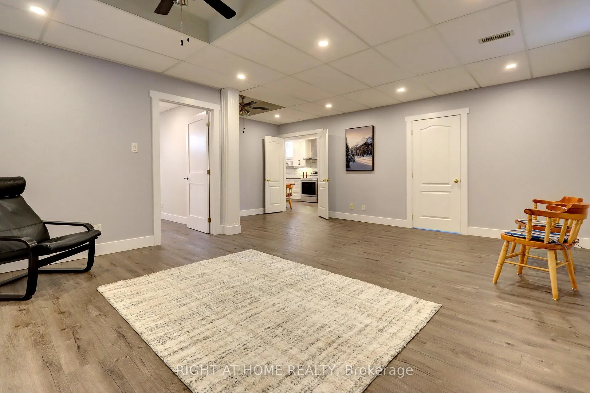 Photo 33 of 24 Huffmann Drive, Halton Hills, Georgetown — HOMEH