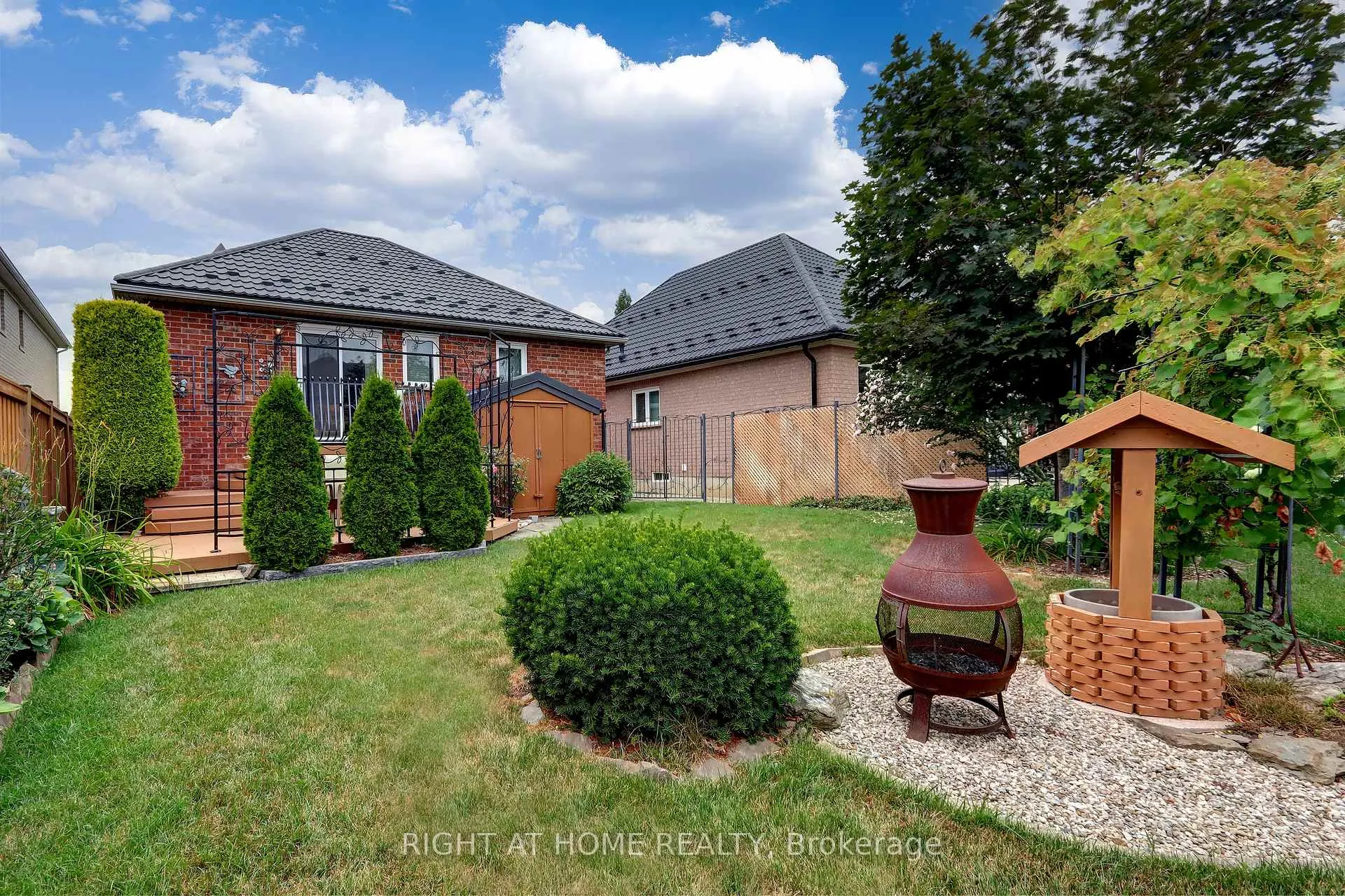 Photo 47 of 24 Huffmann Drive, Halton Hills, Georgetown — HOMEH