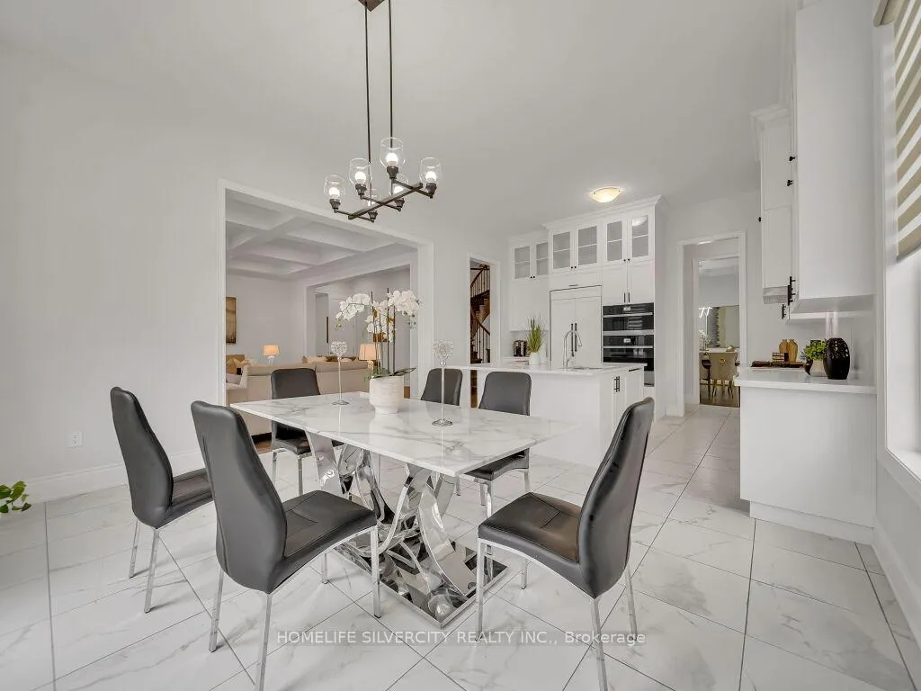 Photo 21 of 2 Endless Circle, Vaughan, Kleinburg — HOMEH