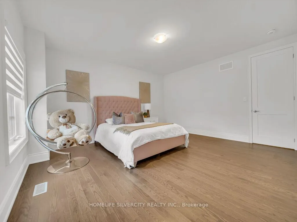 Photo 36 of 2 Endless Circle, Vaughan, Kleinburg — HOMEH