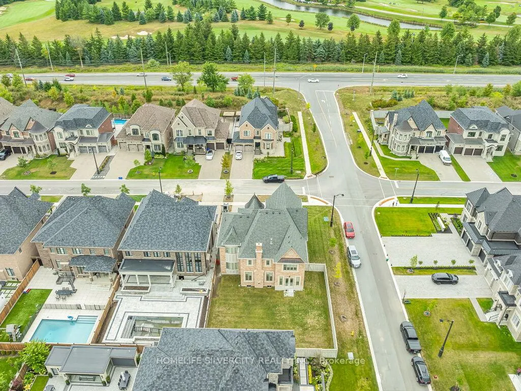 Photo 49 of 2 Endless Circle, Vaughan, Kleinburg — HOMEH