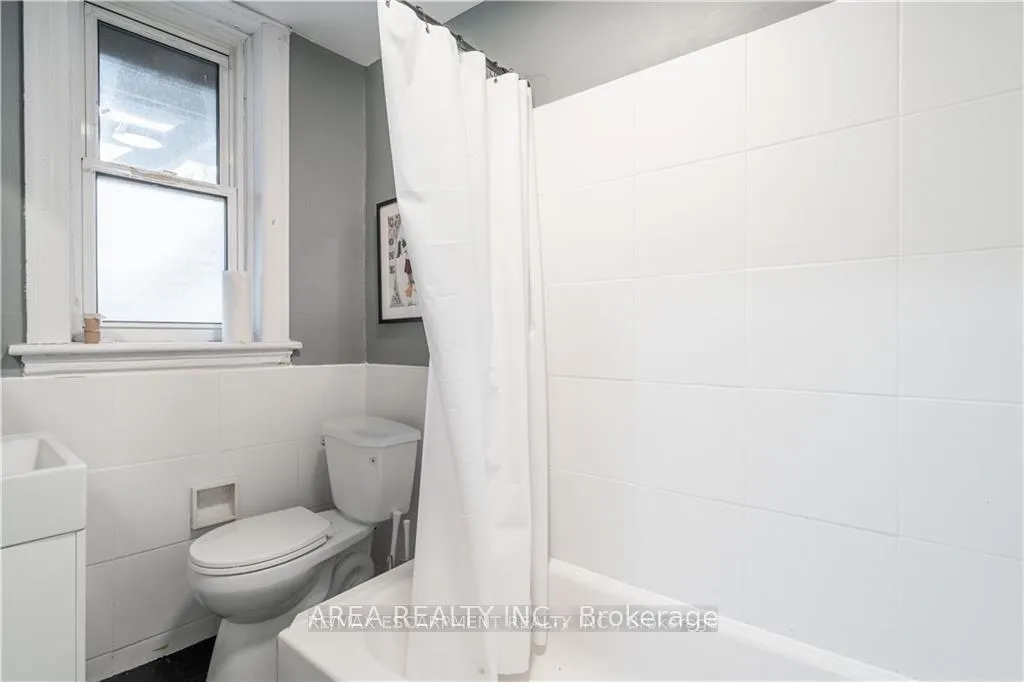 Photo 27 of 462-464 King Street W, Hamilton, Strathcona — HOMEH