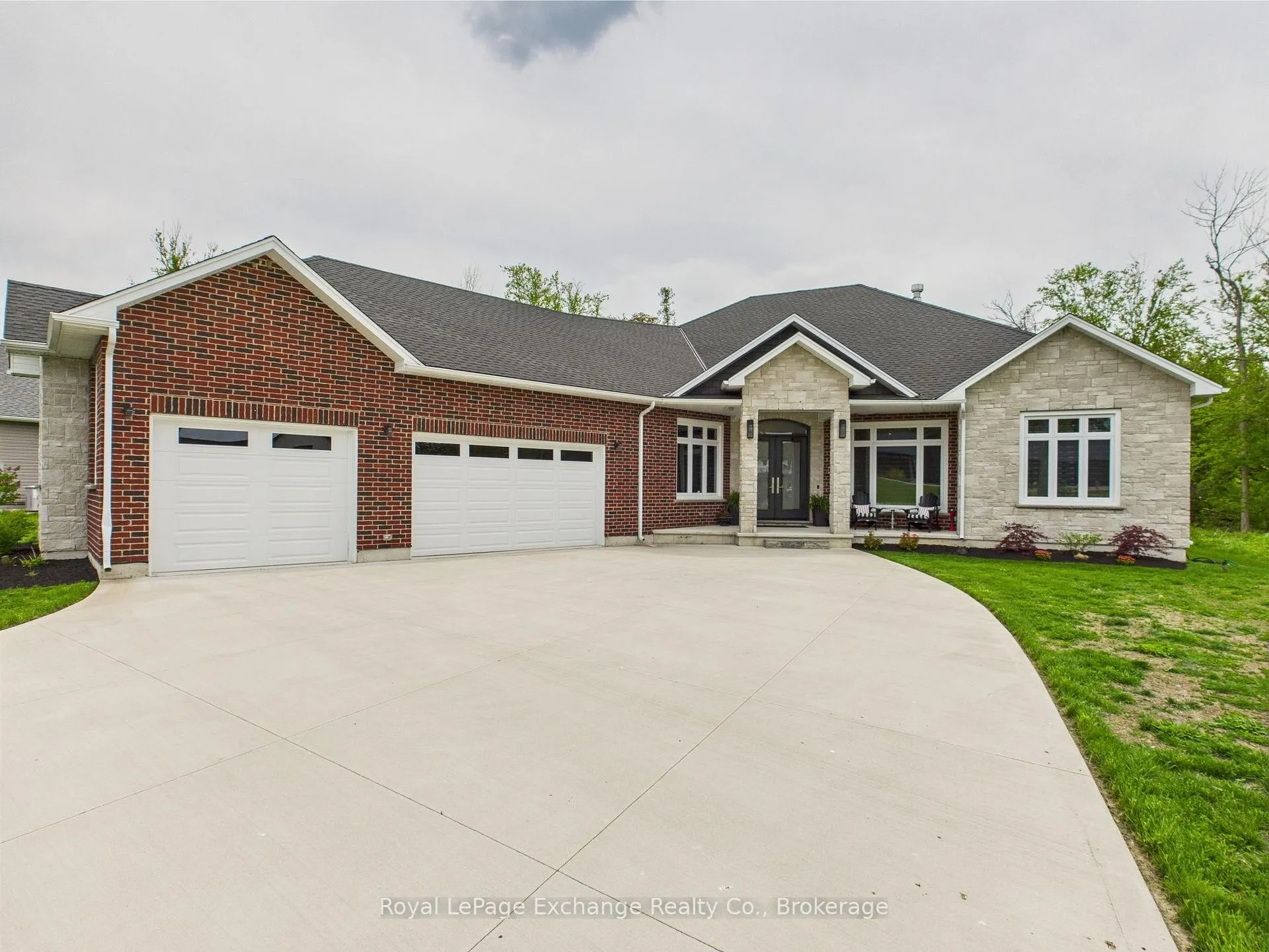 Photo 45 of 12 Sunset Place, Huron-Kinloss — HOMEH