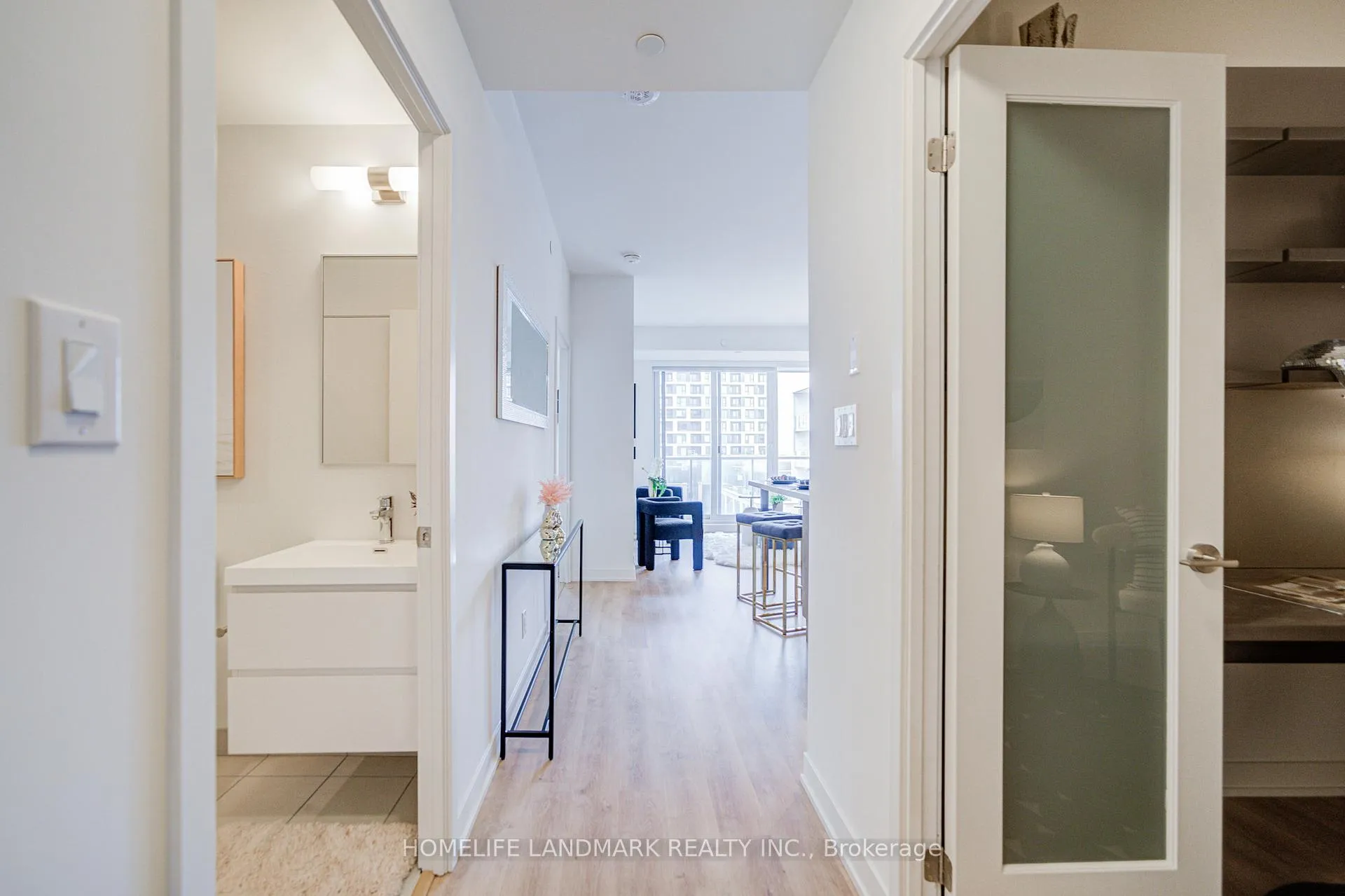 Photo 9 of Unit 1302, 8119 Birchmount Road, Markham, Unionville — HOMEH