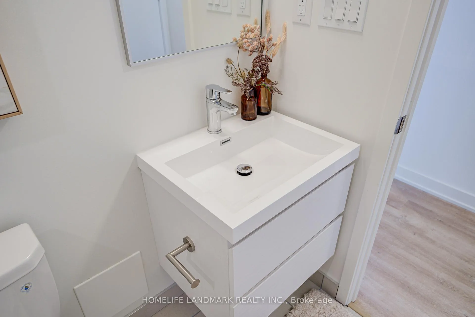 Photo 15 of Unit 1302, 8119 Birchmount Road, Markham, Unionville — HOMEH