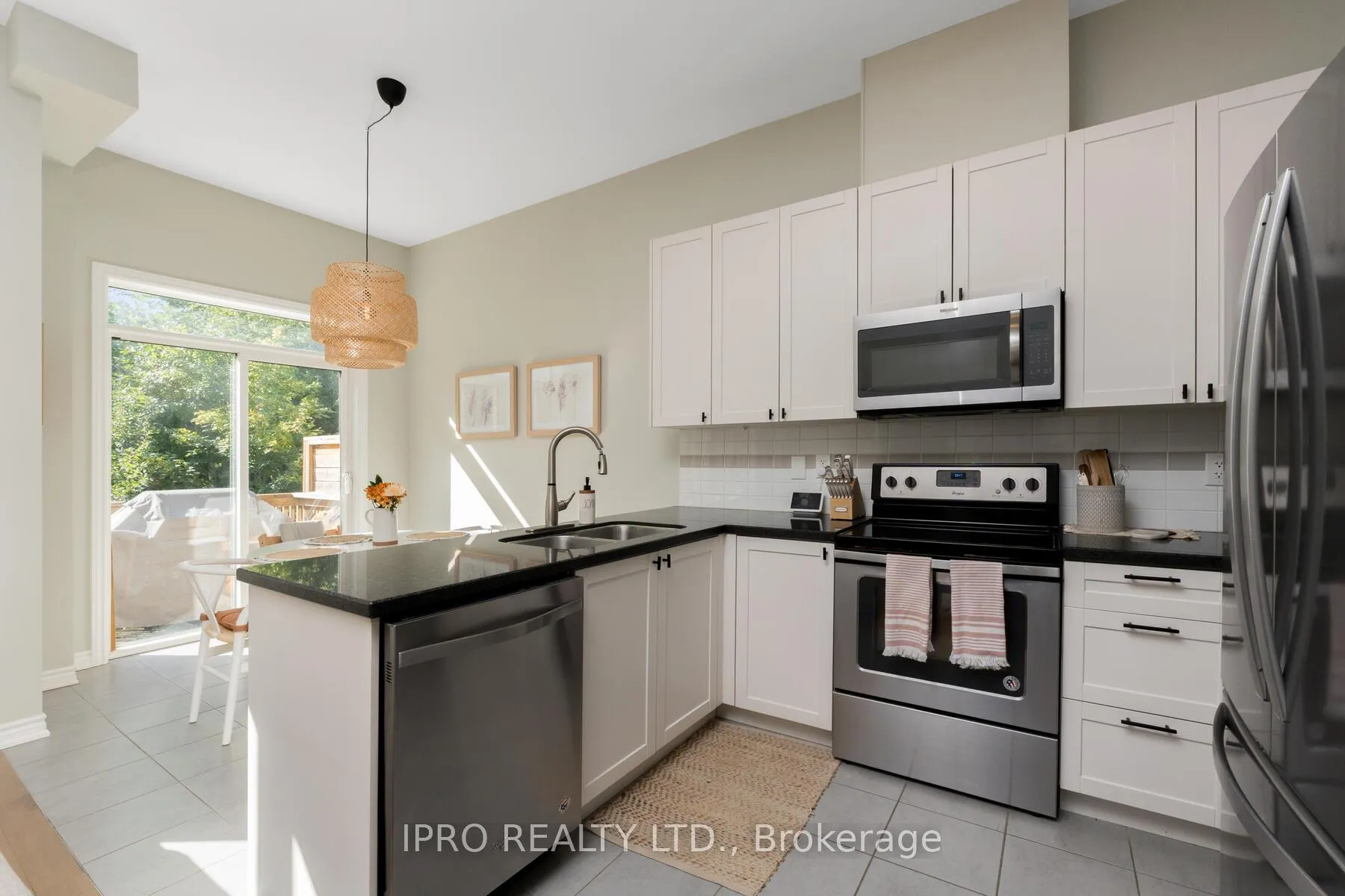 Photo 13 of 7 Blasi Court, Wasaga Beach — HOMEH