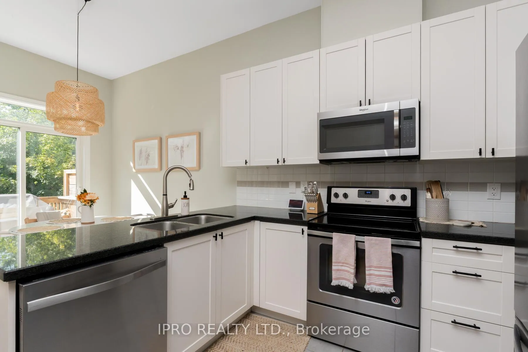 Photo 15 of 7 Blasi Court, Wasaga Beach — HOMEH
