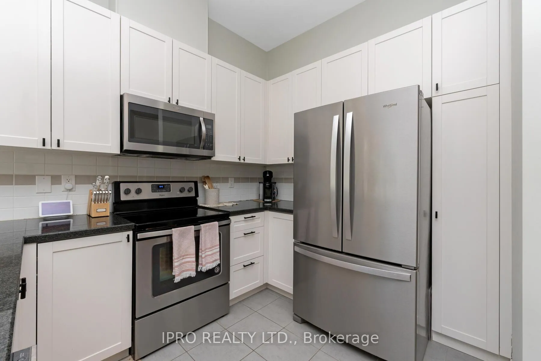 Photo 16 of 7 Blasi Court, Wasaga Beach — HOMEH