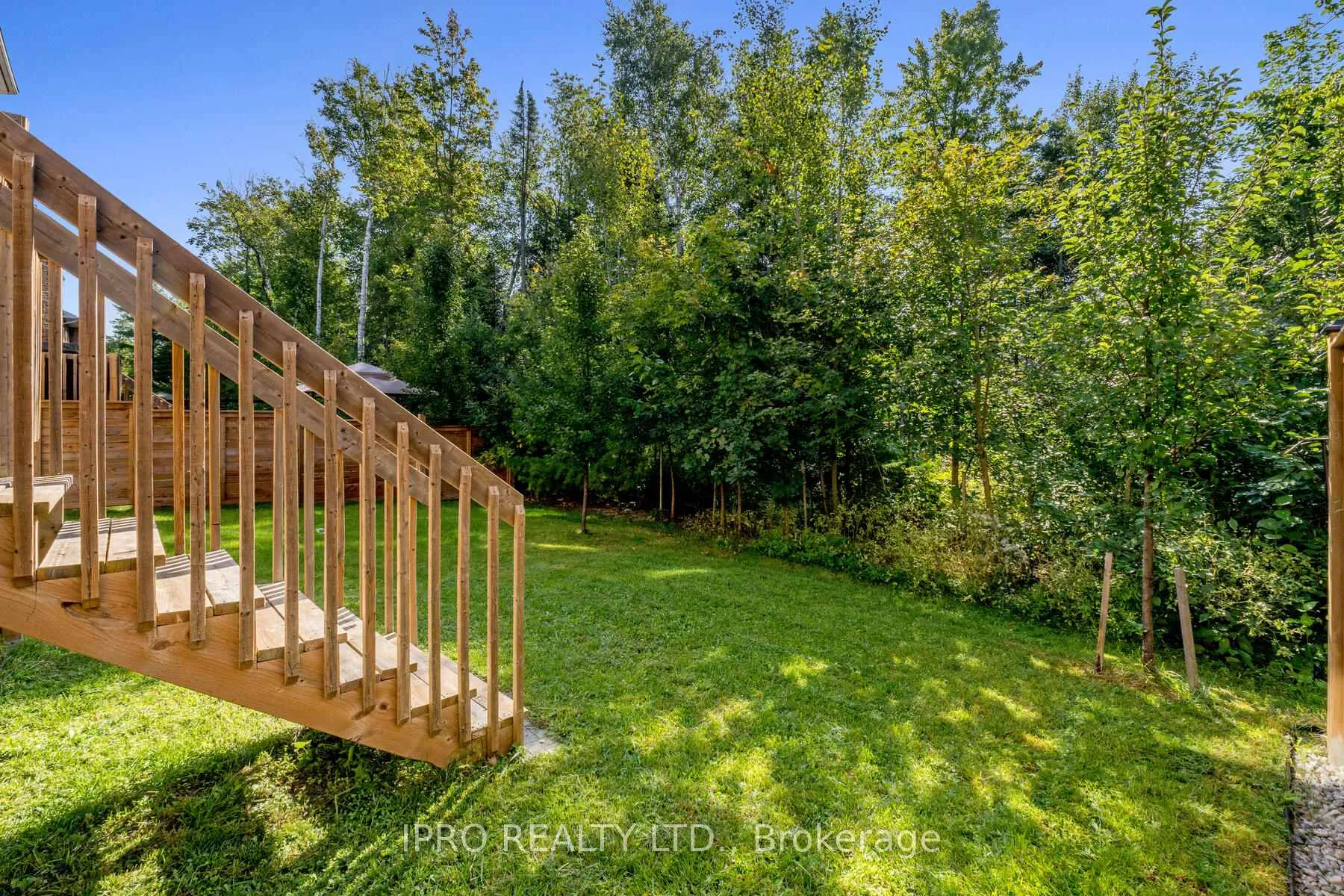 Photo 33 of 7 Blasi Court, Wasaga Beach — HOMEH
