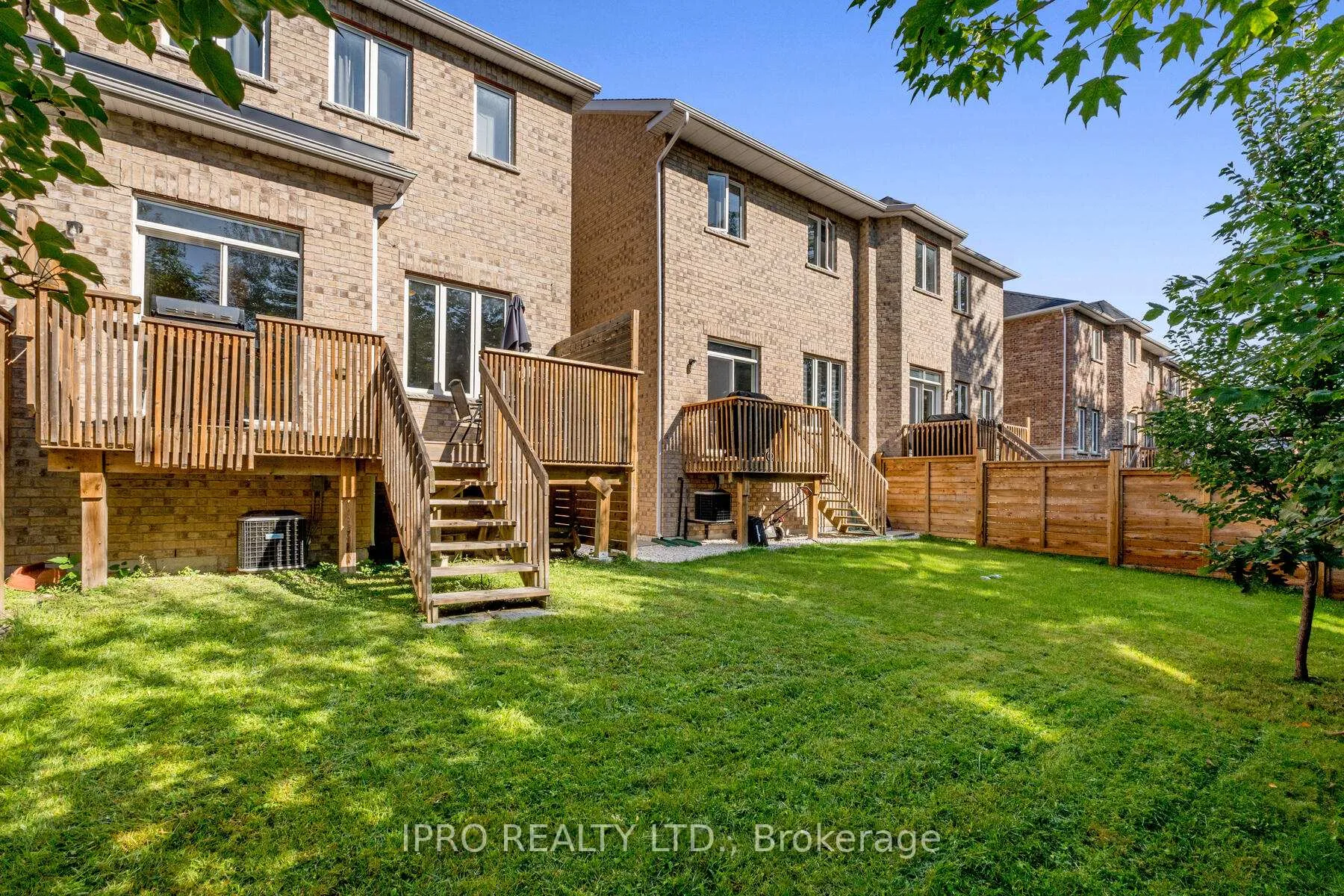 Photo 37 of 7 Blasi Court, Wasaga Beach — HOMEH