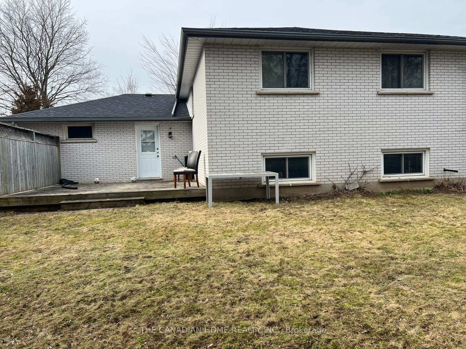 Photo 5 of 223 Rose Street, Barrie, Wellington — HOMEH