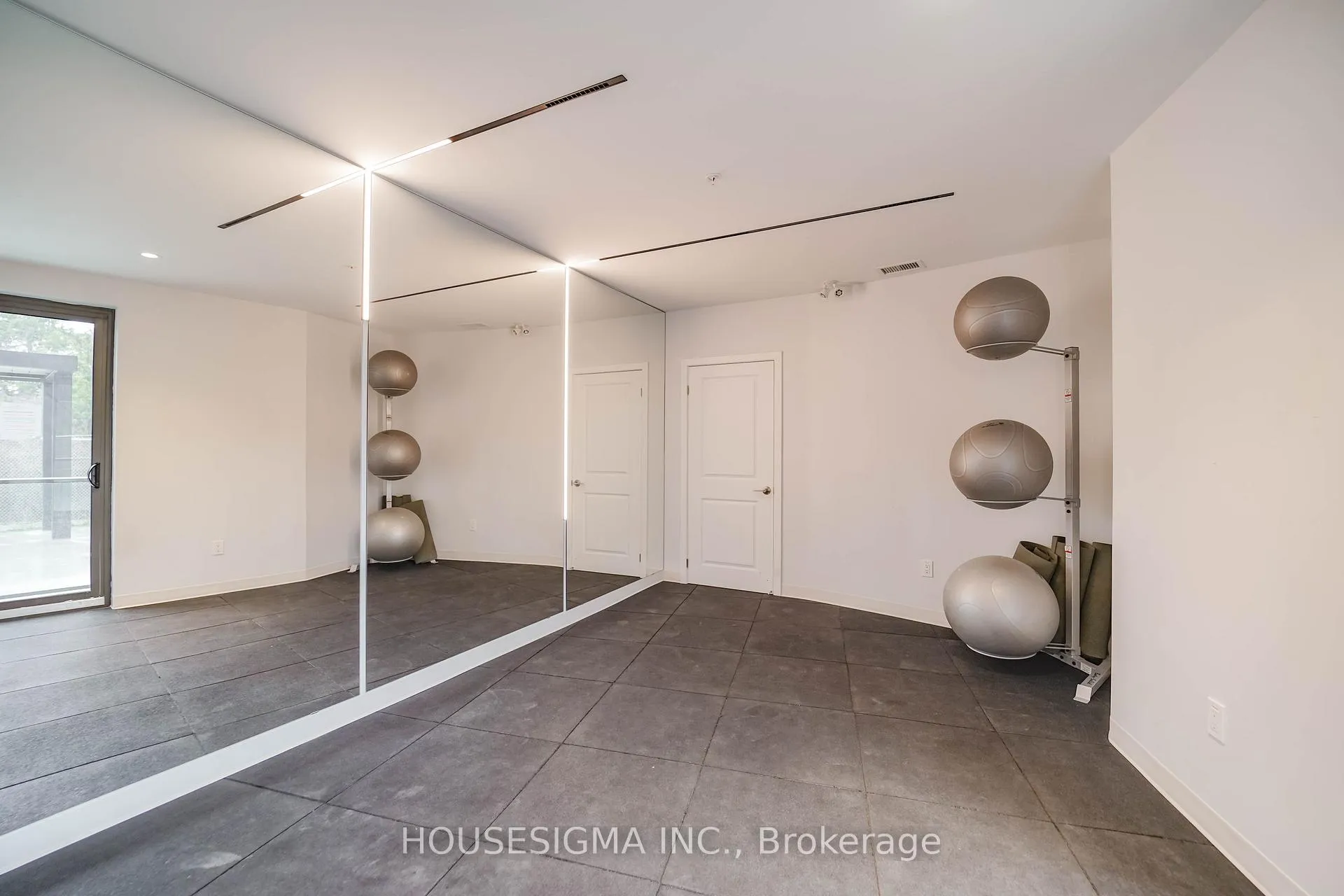 Photo 7 of Unit 329, 385 Arctic Red Drive, Oshawa, Windfields — HOMEH