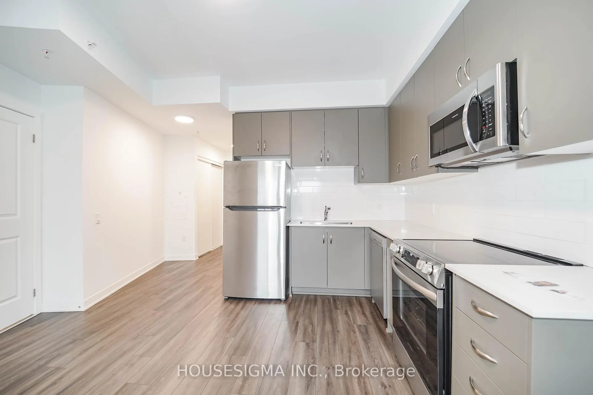 Photo 17 of Unit 329, 385 Arctic Red Drive, Oshawa, Windfields — HOMEH