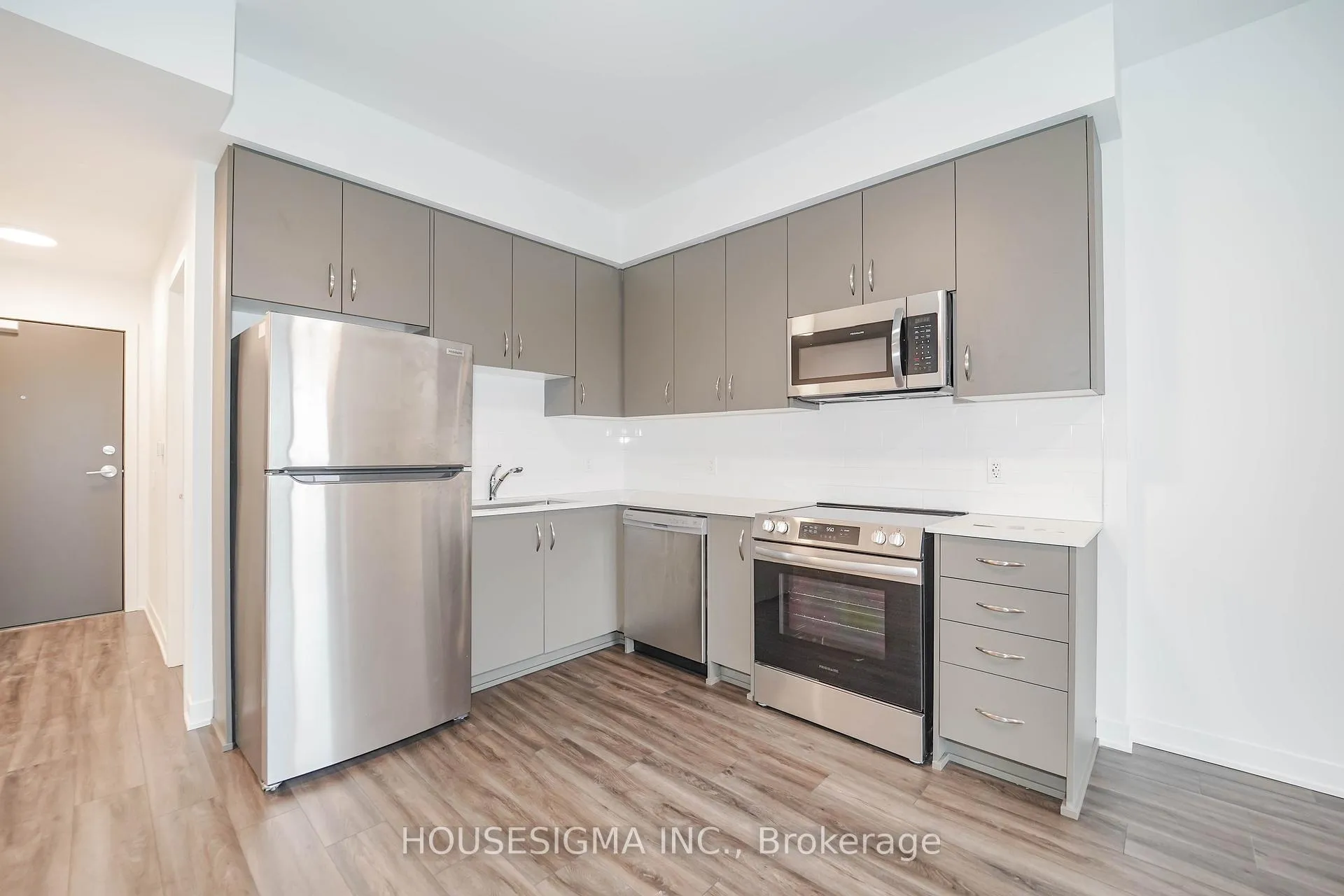 Photo 23 of Unit 329, 385 Arctic Red Drive, Oshawa, Windfields — HOMEH