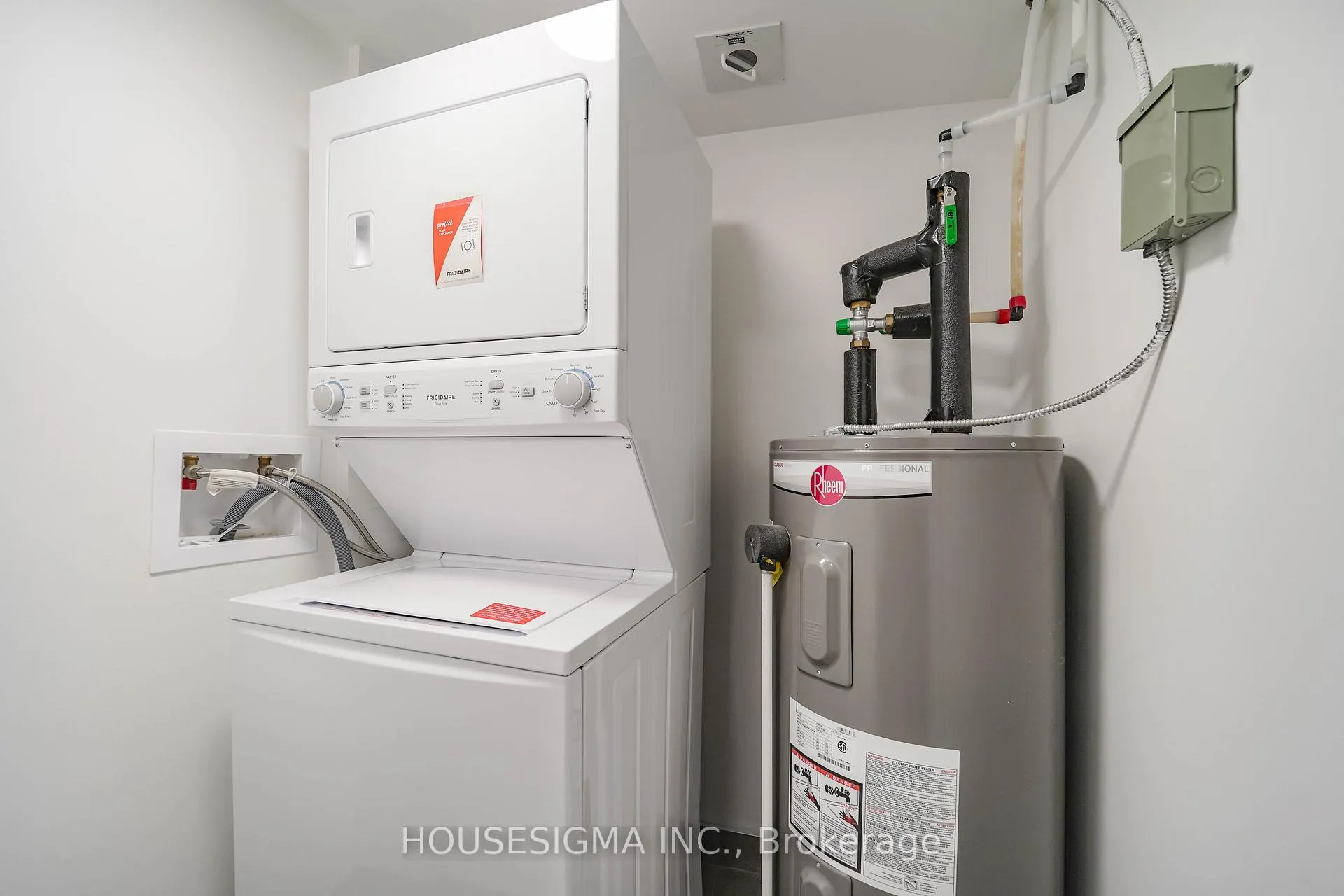 Photo 32 of Unit 329, 385 Arctic Red Drive, Oshawa, Windfields — HOMEH
