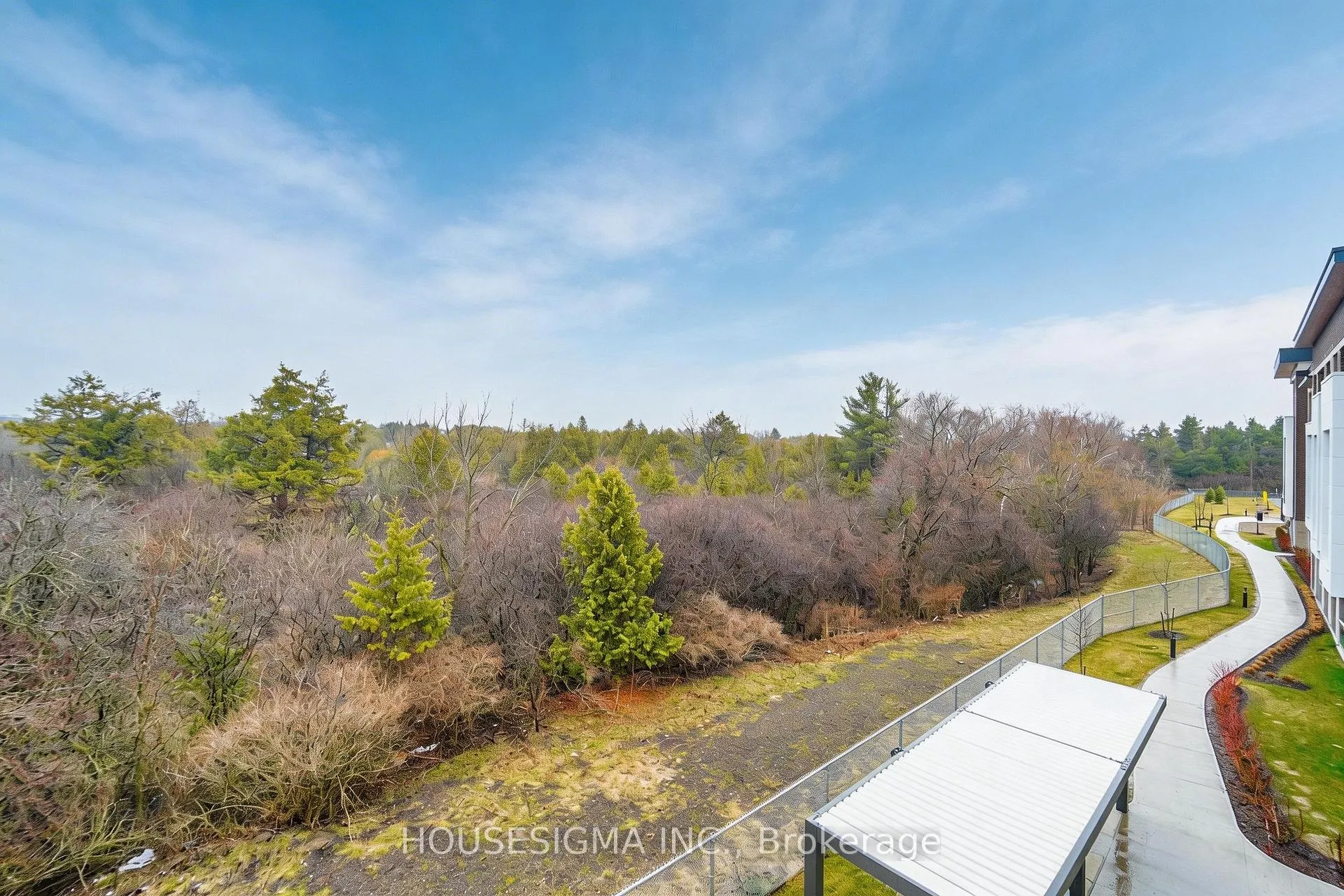 Photo 33 of Unit 329, 385 Arctic Red Drive, Oshawa, Windfields — HOMEH