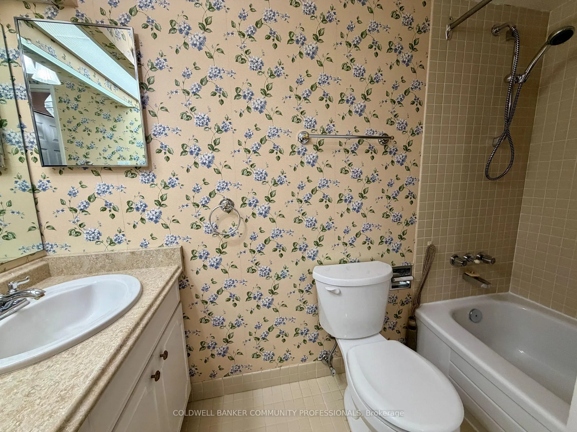 Photo 19 of Unit 1101, 222 Jackson Street W, Hamilton, Durand — HOMEH
