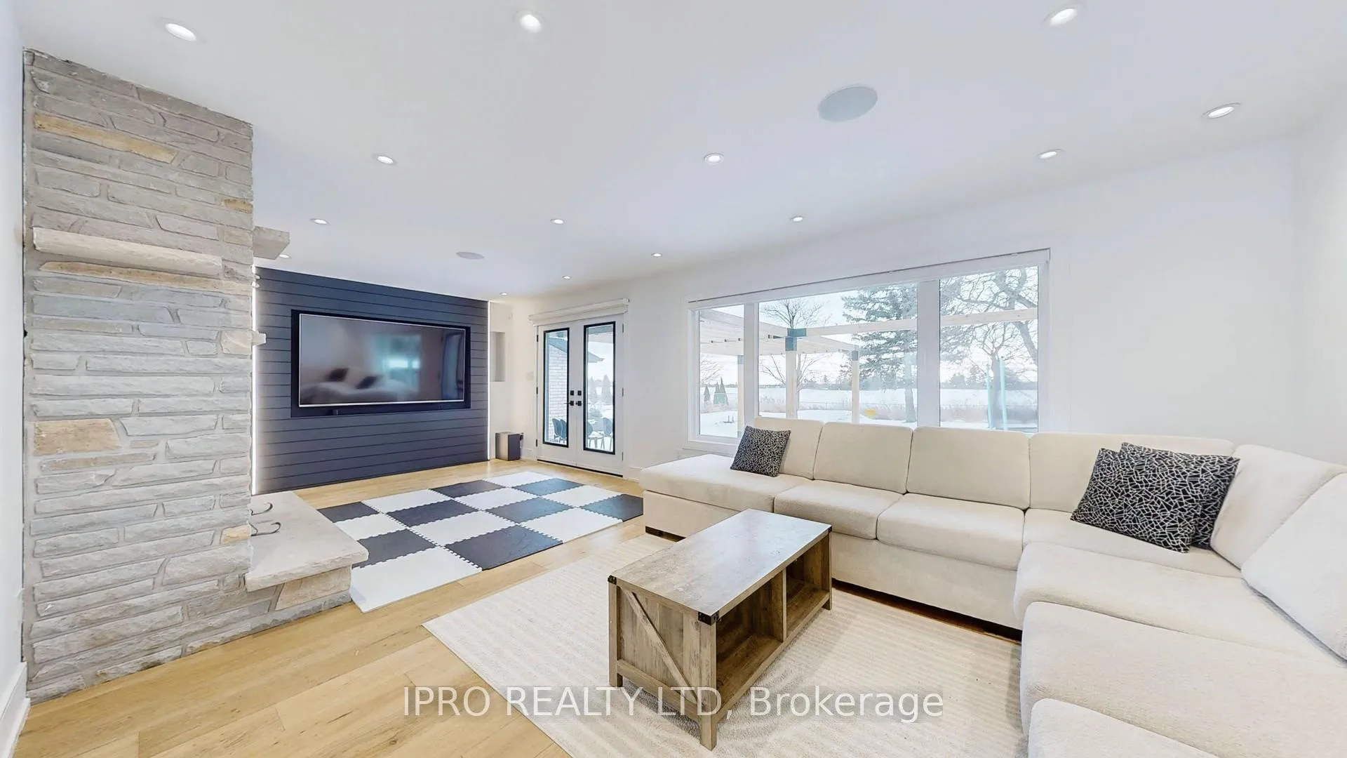 Photo 6 of 13890 Kennedy Road N, Caledon, Inglewood — HOMEH