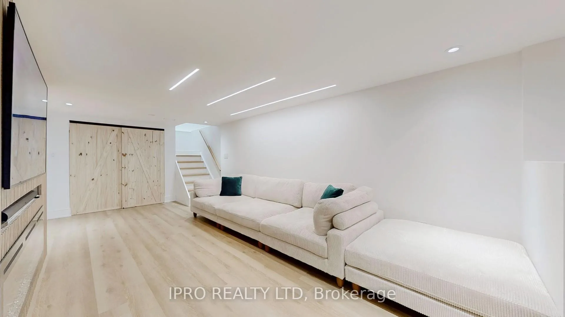 Photo 22 of 13890 Kennedy Road N, Caledon, Inglewood — HOMEH