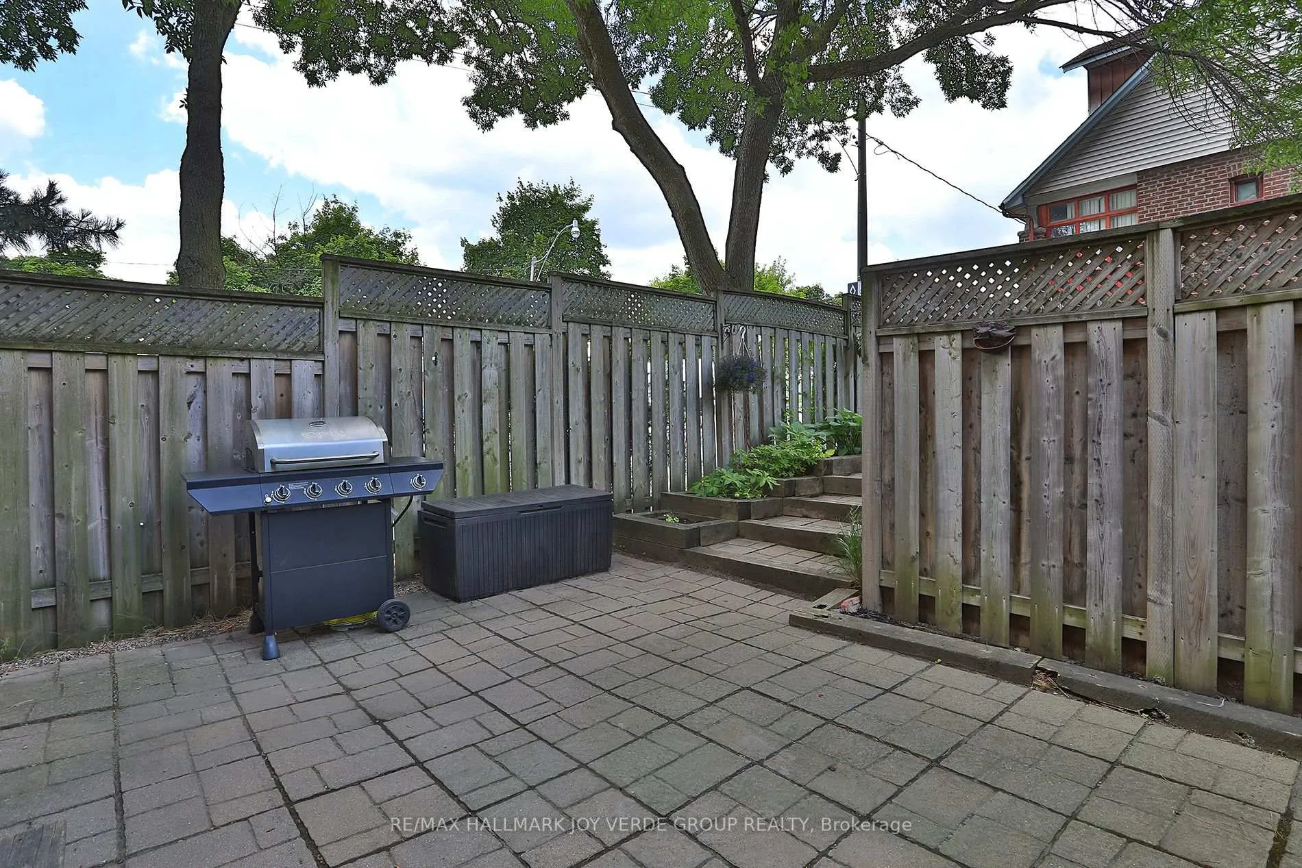 Photo 30 of 2 Torbrick Road, Toronto, Greenwood-Coxwell — HOMEH