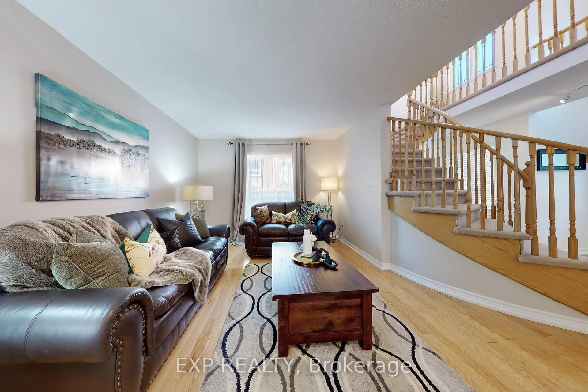 Photo 2 of 1511 Ceresino Crescent, Innisfil, Alcona — HOMEH