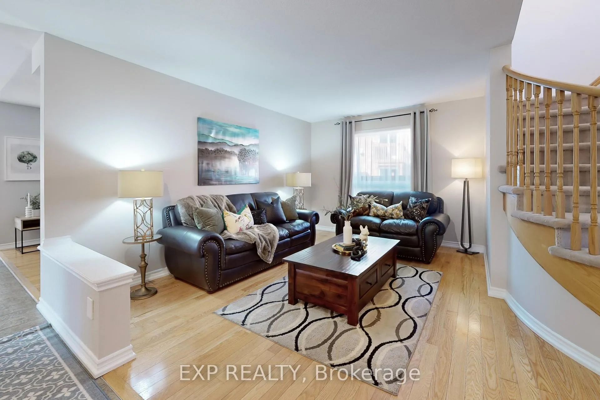 Photo 3 of 1511 Ceresino Crescent, Innisfil, Alcona — HOMEH