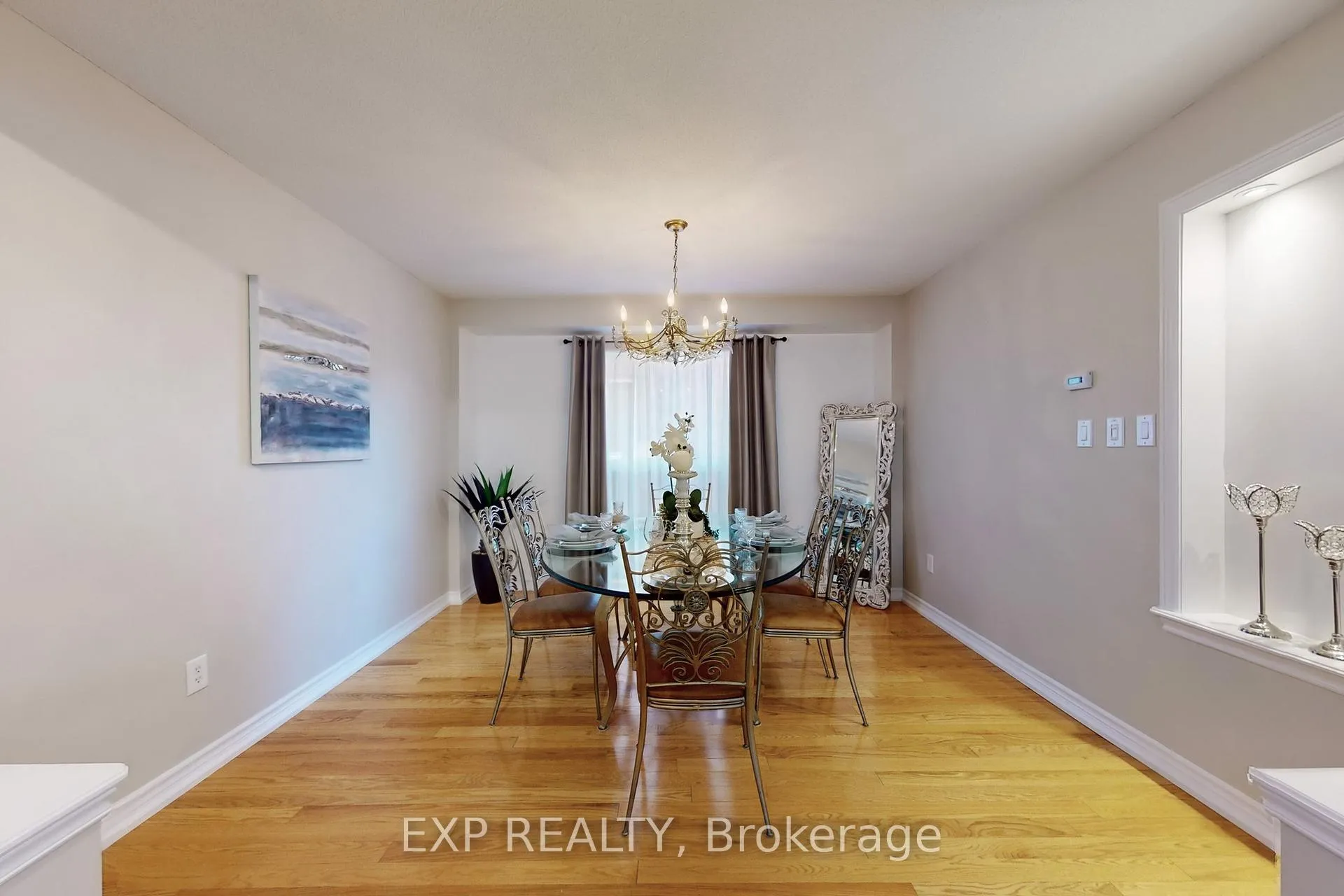 Photo 4 of 1511 Ceresino Crescent, Innisfil, Alcona — HOMEH