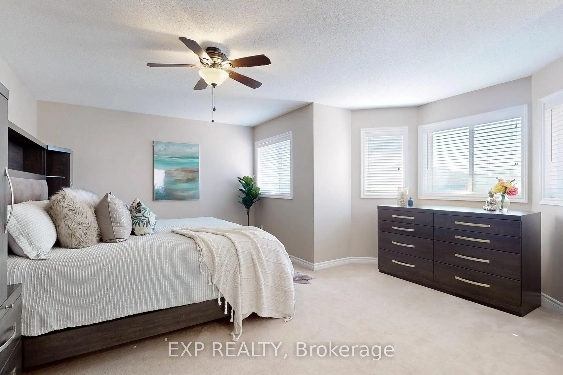 Photo 11 of 1511 Ceresino Crescent, Innisfil, Alcona — HOMEH
