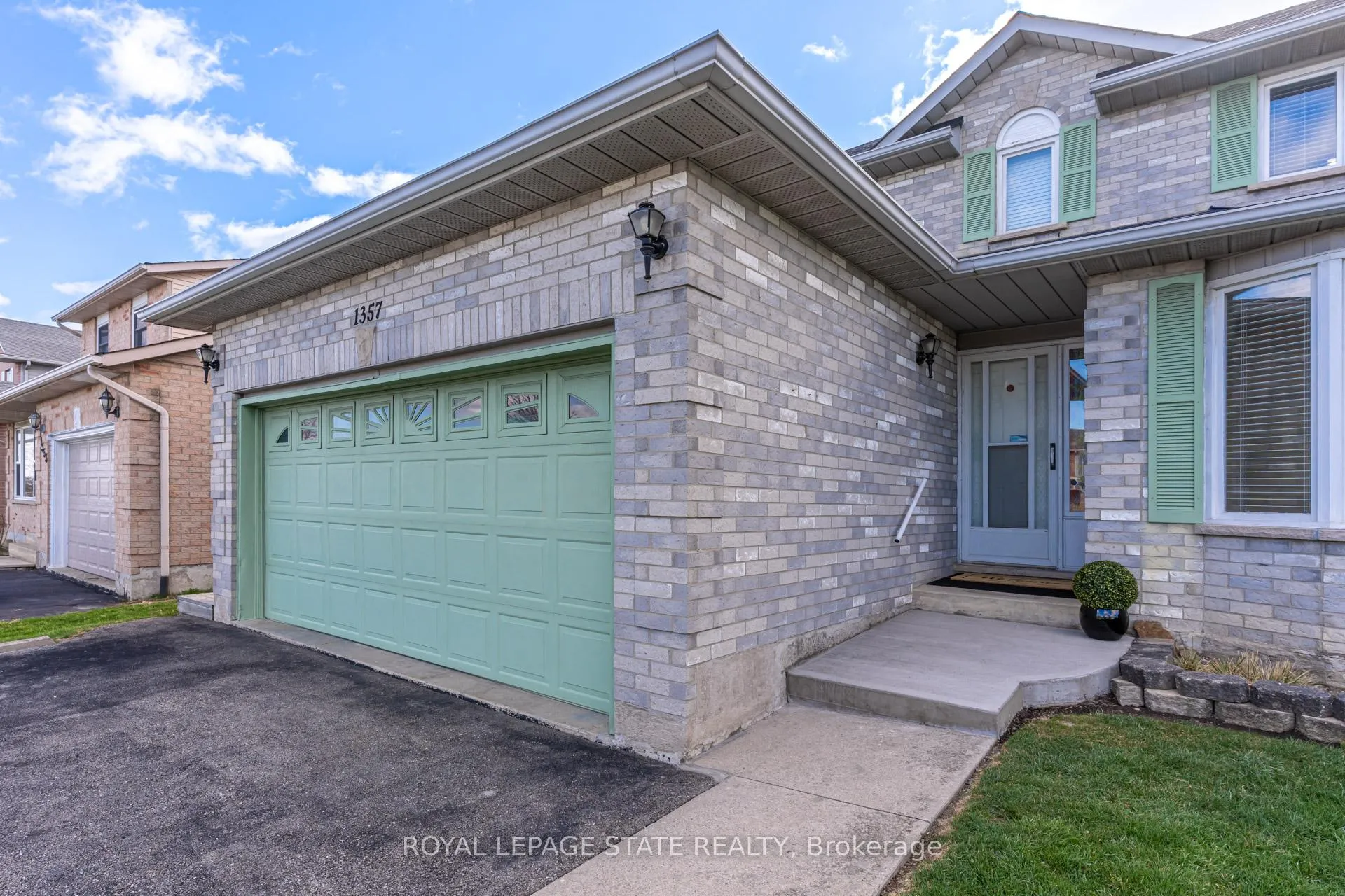 Photo 2 of 1357 Upper Sherman Avenue, Hamilton, Randall — HOMEH