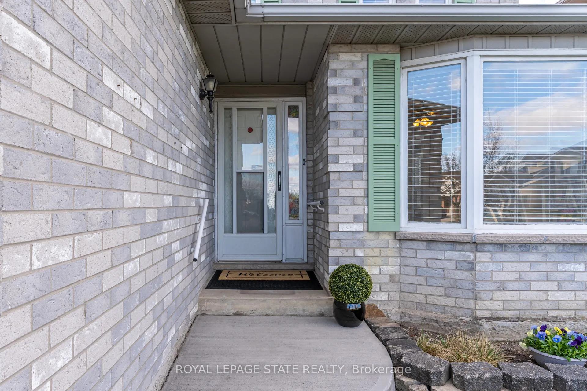 Photo 3 of 1357 Upper Sherman Avenue, Hamilton, Randall — HOMEH
